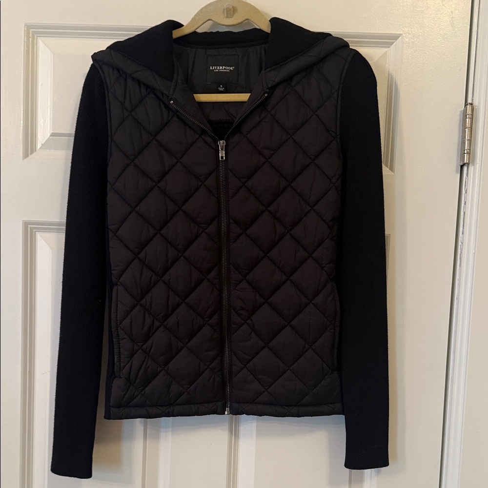 Liverpool Women's Black Quilted Hooded Jacket